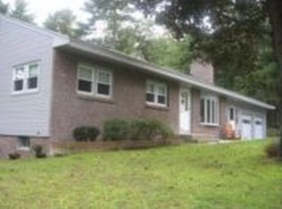 105 Baldwin Rd, Billerica, MA 01821