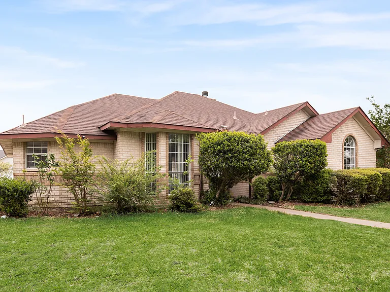 1304 Riverview Ln — Photo 13