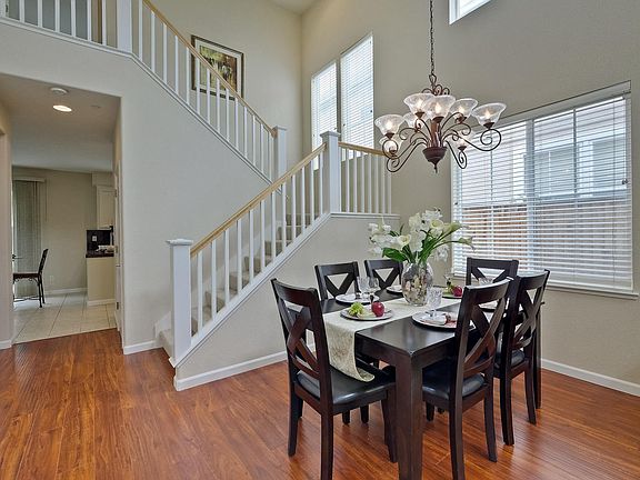 4th image of 34444 Torrey Pine Ln
