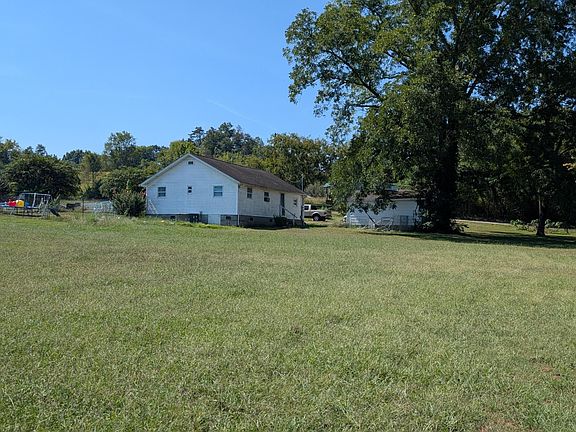 5th image of 1933 Mountain Rd
