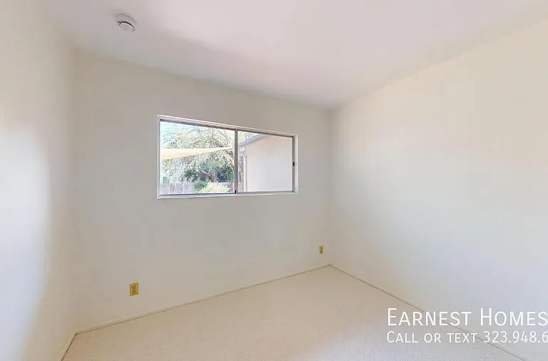14920 Hesby St — Photo 12