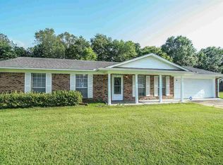 202 Phyllis Ann Dr, Crystal Springs, MS 39059