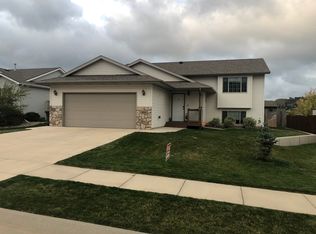 6600 Astoria Ln, Summerset, SD 57718