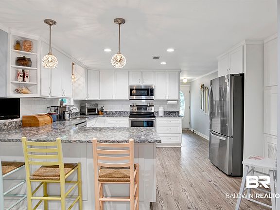 4th image of 13054 3rd St
