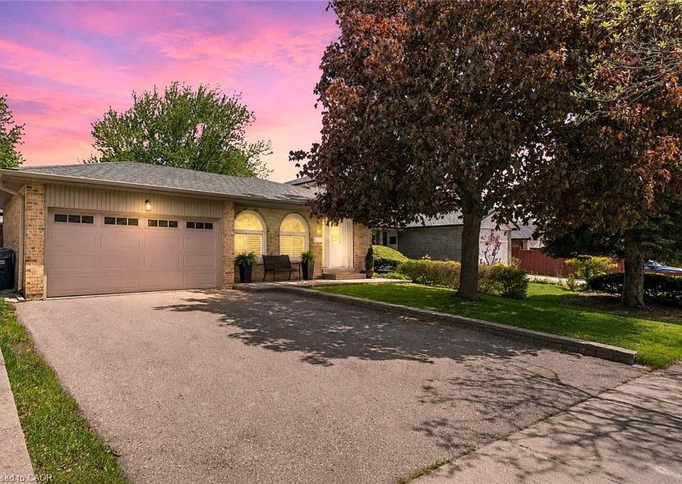 1st image of 14 Massey St