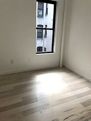 Rented by New Holland Residences | media 9