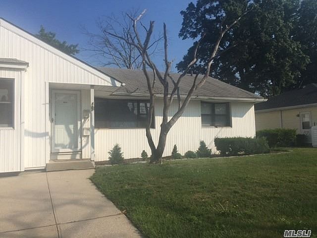 1st image of 422 Waukena Ave