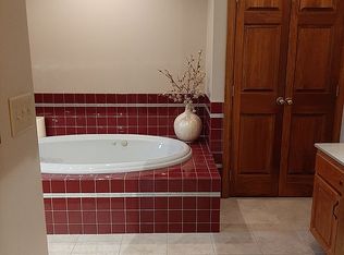 110 Sylvan Ct, Circleville, OH 43113