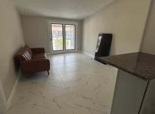 5222 Treetops Dr, Naples, FL 34113