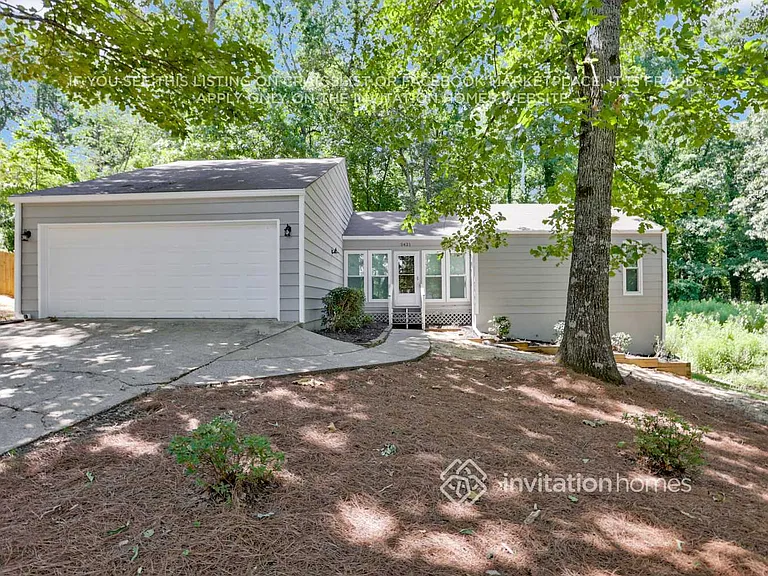 5421 S Lake Dr — Photo 2