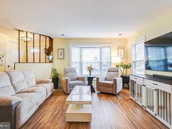 5th image of 9318 Player Dr #123