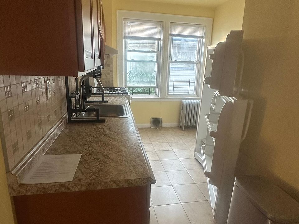 1st image of 13812 97th Ave Floor 2