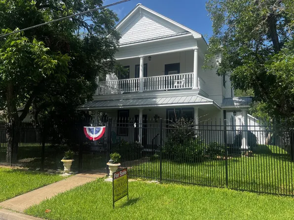 504 S Franklin St, La Grange, TX 78945