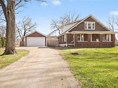 1701 E South St, Harrisonville, MO, 64701
