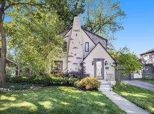 2380 Yorkshire Rd, Birmingham, MI 48009