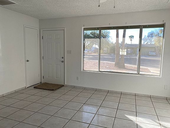 2nd image of 410 E Saguaro St