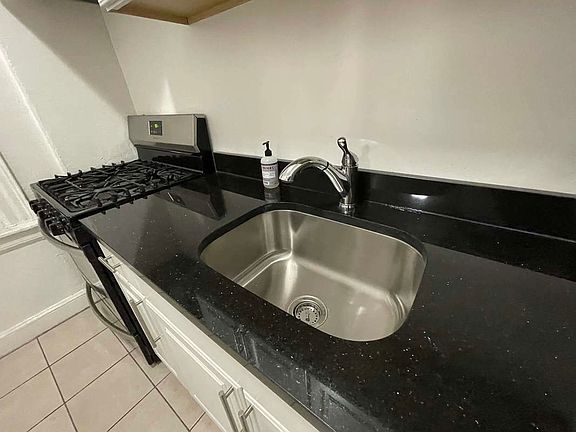 3rd image of 28-27 35th St #4R