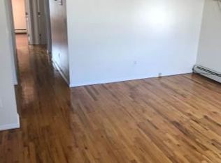 14609 228th St FL 2, Jamaica, NY 11413