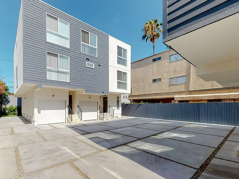 953 N Mariposa Ave #2 — Photo 33