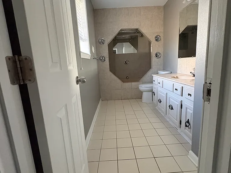 7512 Michigan St — Photo 28