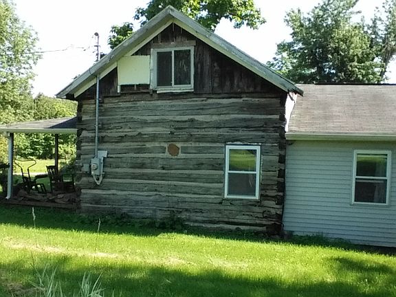 view of cabin/addition