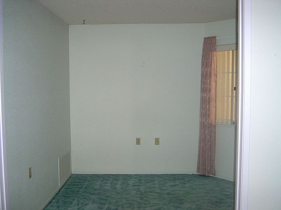 computer/office niche