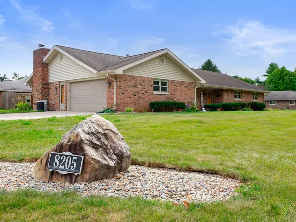 8205 W Eucalyptus Ave, Muncie, IN 47304