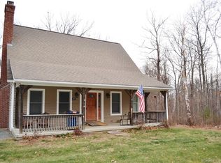 92 Mountain Rd, North Granby, CT 06060