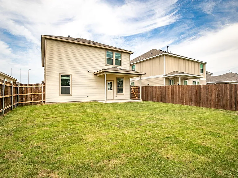 812 Black Alder St — Photo 31
