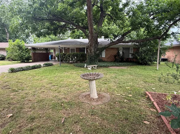 2402 W 5th Ave, Corsicana, TX 75110