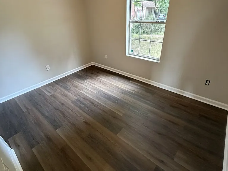 830 35th Ave — Photo 8