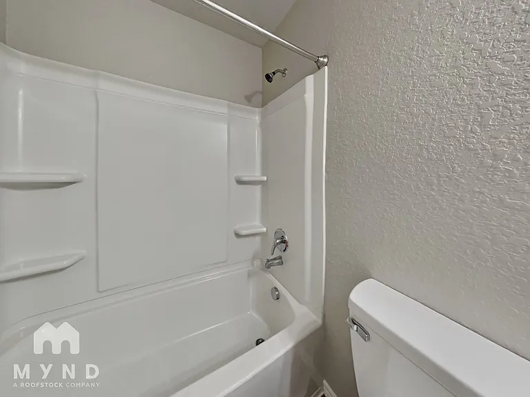 9437 Apple Ridge Ln — Photo 18