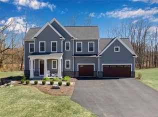 56 Copper Beech Run, Fairport, NY 14450