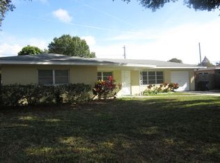 406 11th St NW, Largo, FL 33770