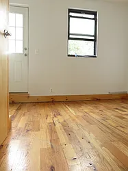 Rented by Rennit Inc.