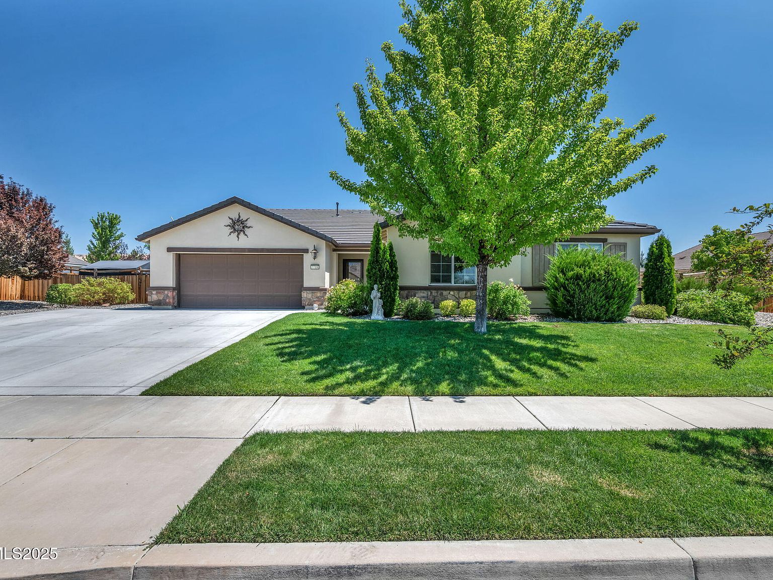 rimi⋆*　9 7718 Rhythm Cir, Sparks, NV 89436 | Zillow
