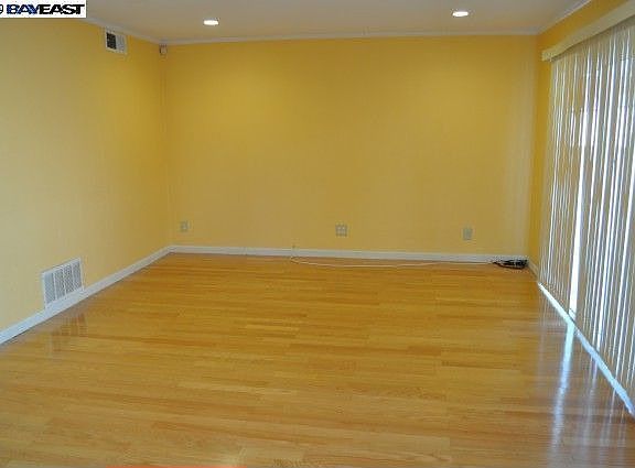 3rd image of 4409 Viejo Way