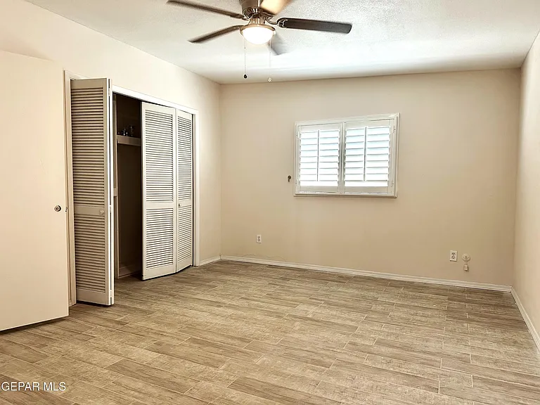 10101 Renfrew Dr — Photo 31