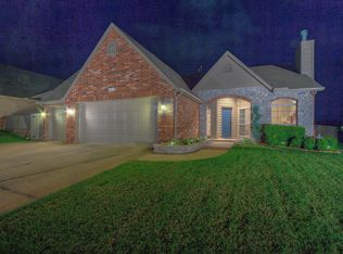 1613 W Vicksburg St S, Broken Arrow, OK 74011