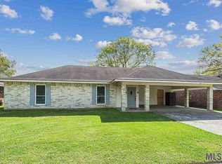 3266 Cedar St, Zachary, LA 70791