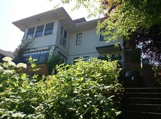 1717 Evergreen Pl, Seattle, WA 98122