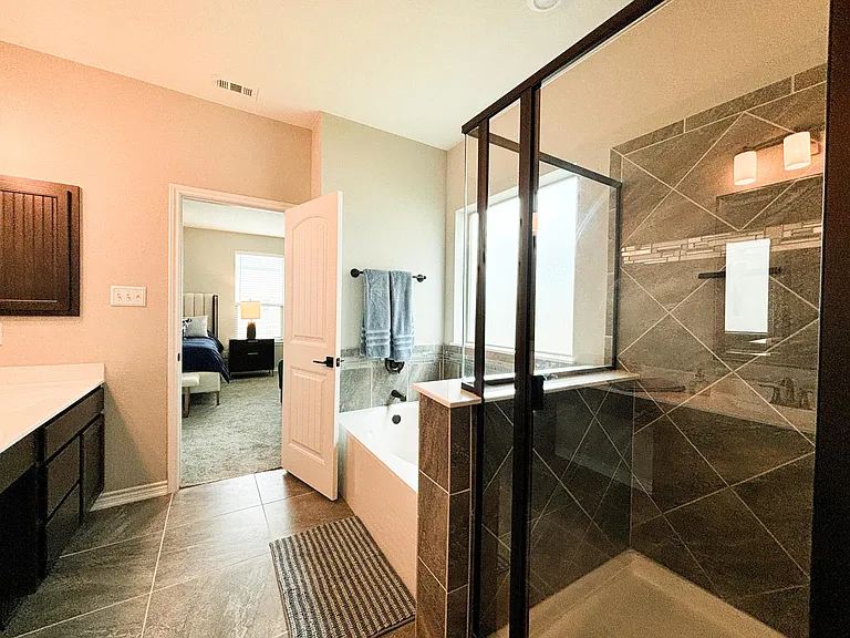 8134 Emmeline Dr — Photo 19