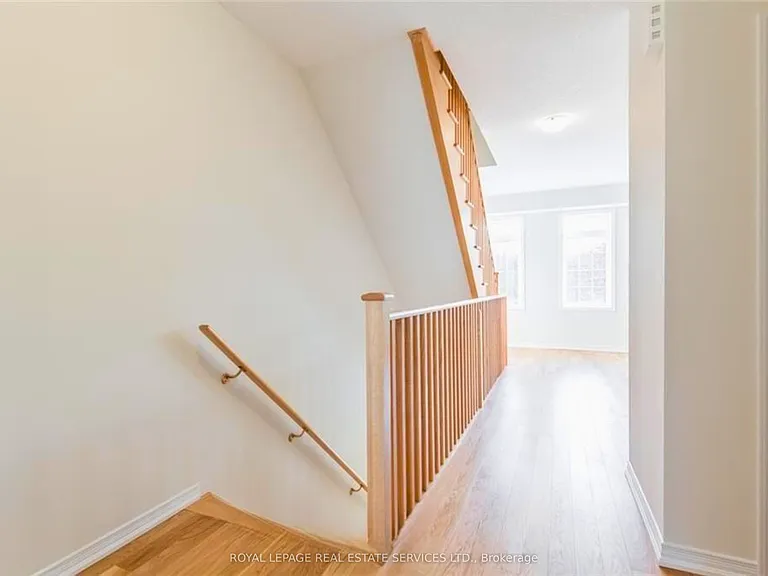 8317 Mulberry Dr — Photo 10