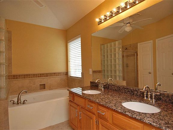5th image of 1207 Moss Dale Dr