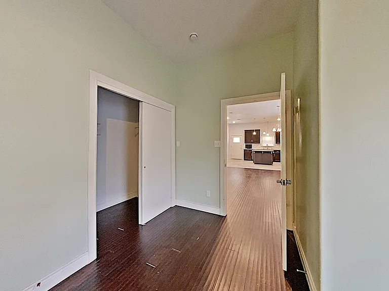 1414 Record Crossing Rd #B — Photo 9