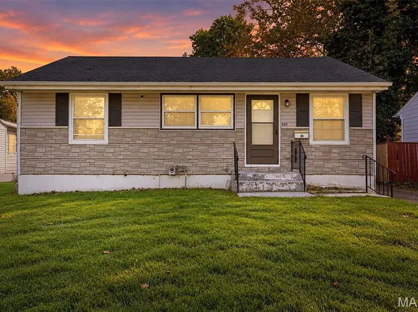 440 Midlothian Rd, Saint Louis, MO 63137