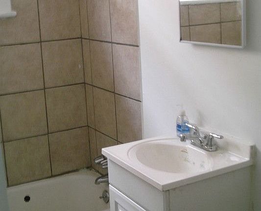 4th image of 3034 Fern St