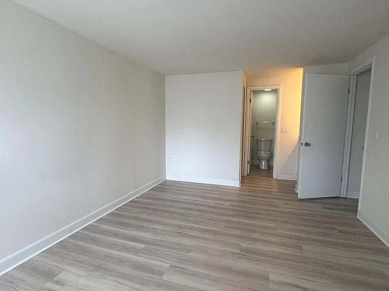 18001 Chalet Dr #19202 — Photo 25