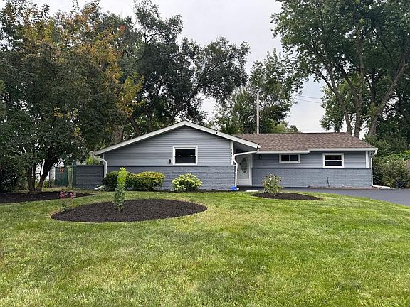 2nd image of 144 N Pinecrest Rd