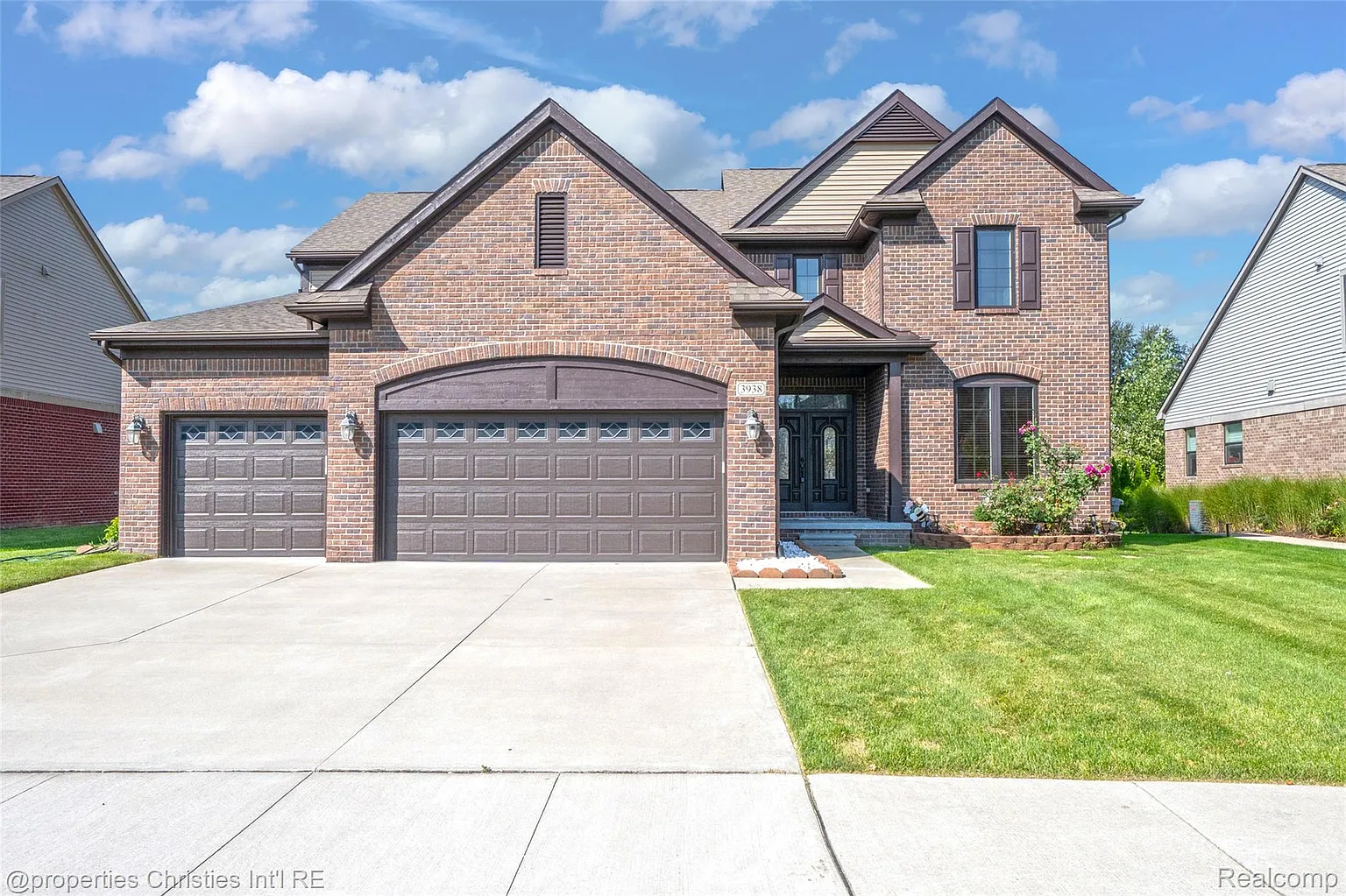 3938 Somerset Cir photo 1